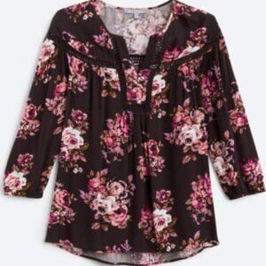 Daniel Rainn Gardenia Crochet Detail Top